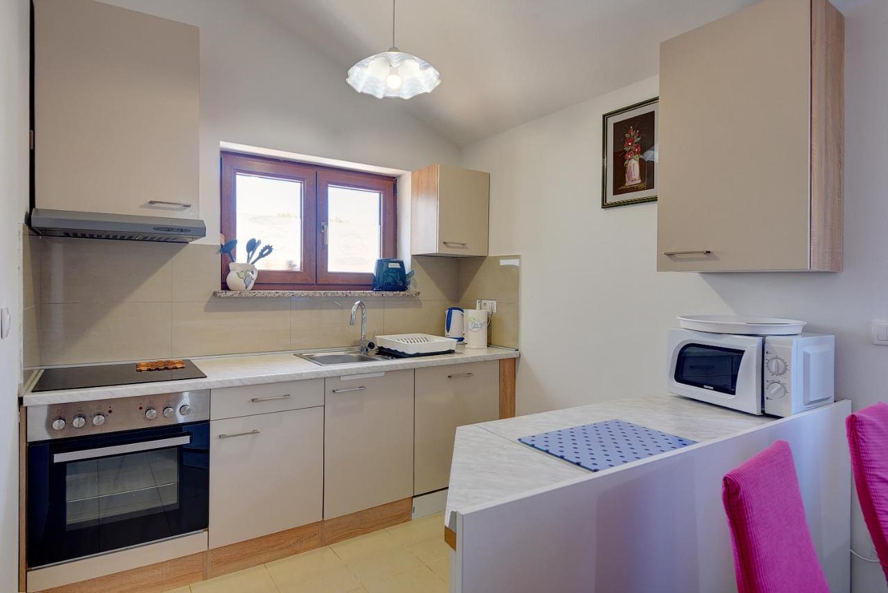 Holiday Home Jasminka Медулин Экстерьер фото