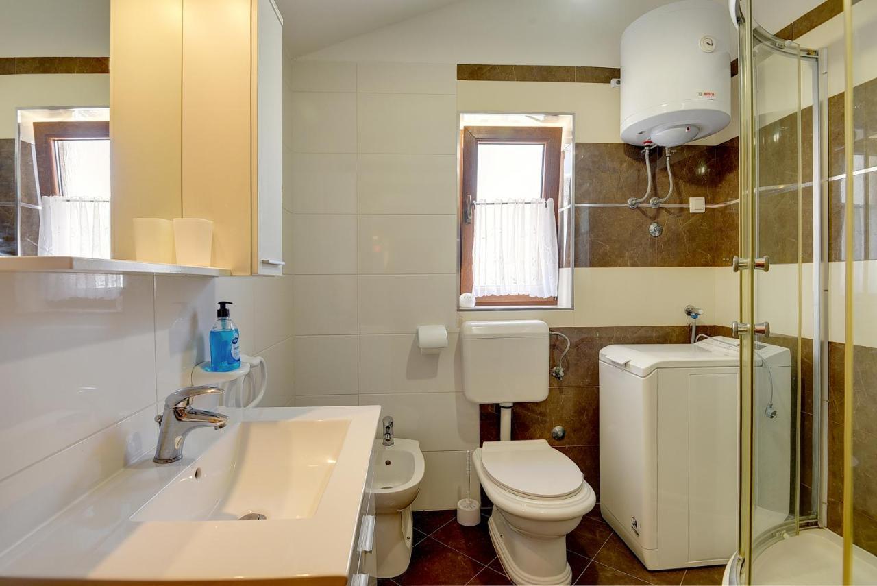 Holiday Home Jasminka Медулин Экстерьер фото