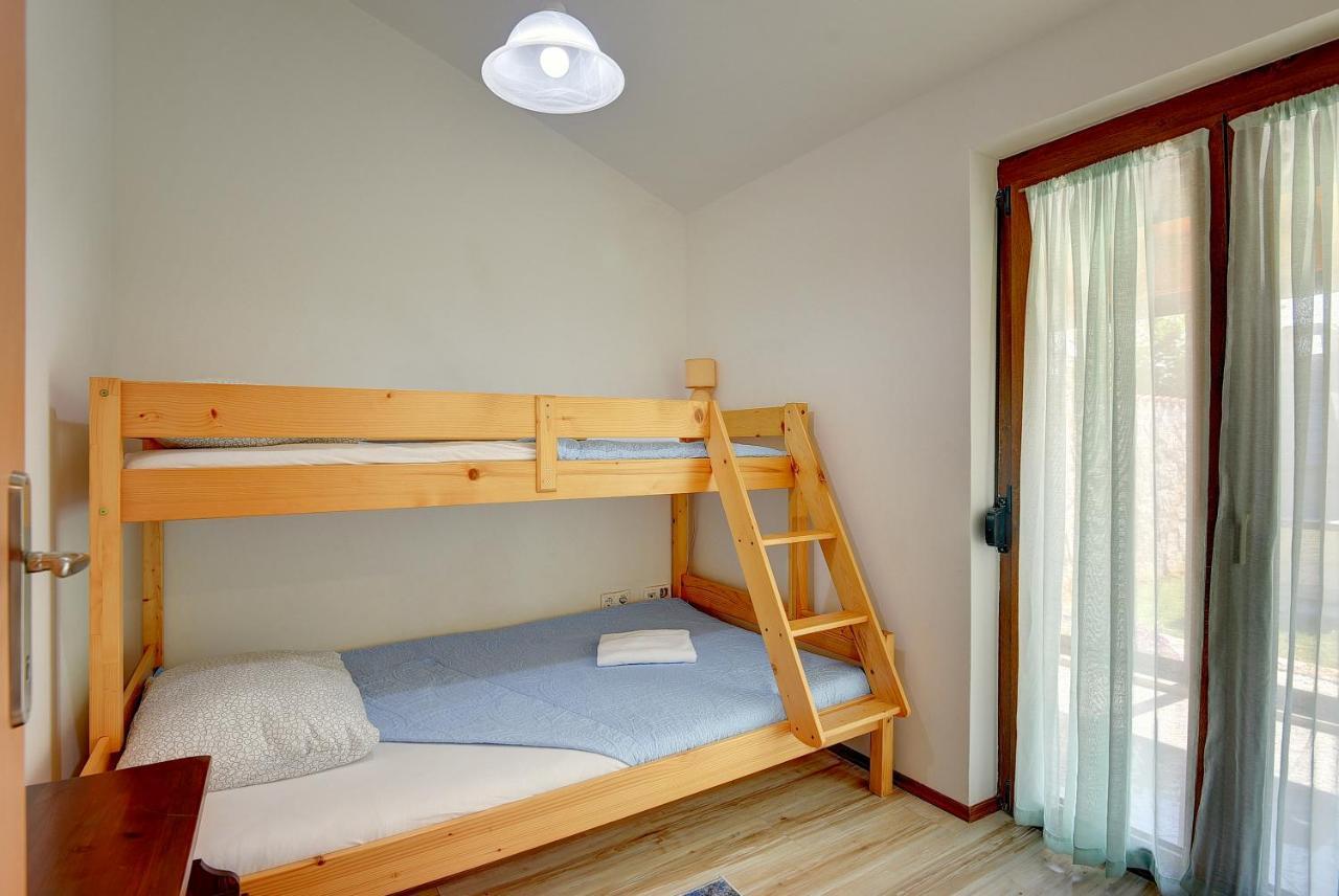 Holiday Home Jasminka Медулин Экстерьер фото